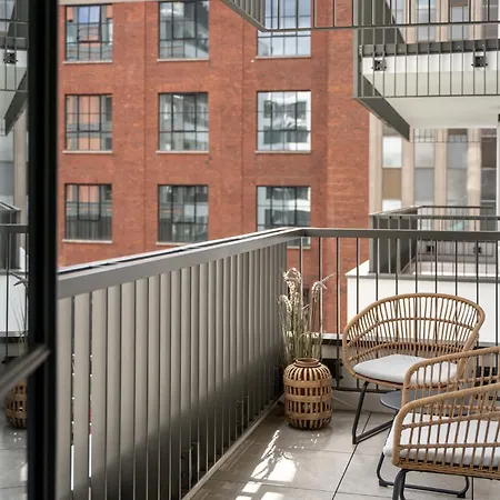 Doki Lifestyle & Food Hall By Lion Apartmán Gdaňsk