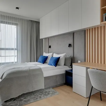 Doki Lifestyle & Food Hall By Lion Apartament Gdańsk