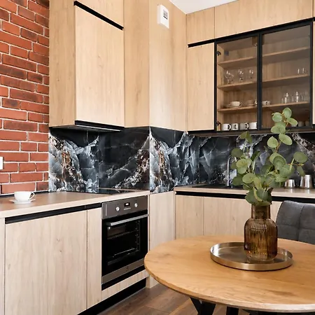 Doki Living & Foodhall By Lion Apartament *