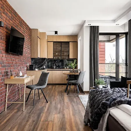Doki Living & Foodhall By Lion Apartament